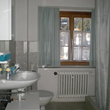 Danis לנזרהיידה