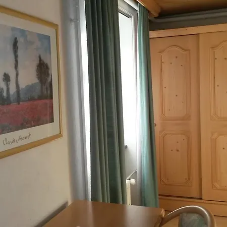 Danis לנזרהיידה