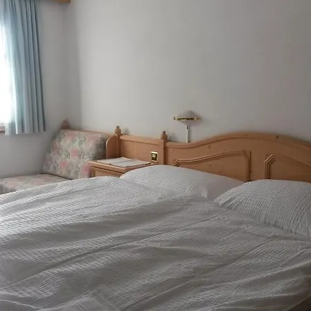 Danis לנזרהיידה